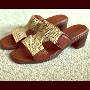 7M Trotters sandals